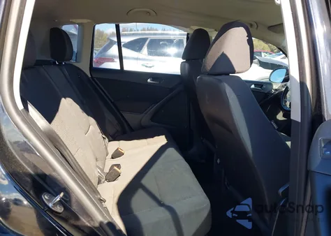 2014 Volkswagen Tiguan S из США, поврежденный, VIN WVGAV3AX3EW525833